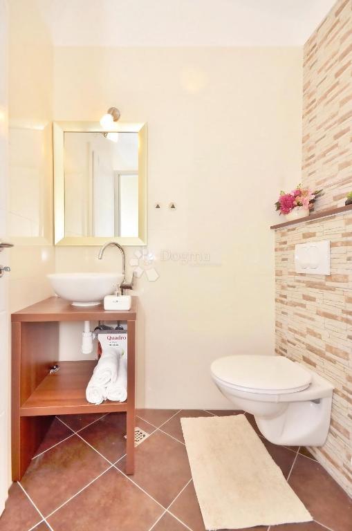 Appartamento Attraente con Due Unità Dietro il Teatro Nazionale Croato