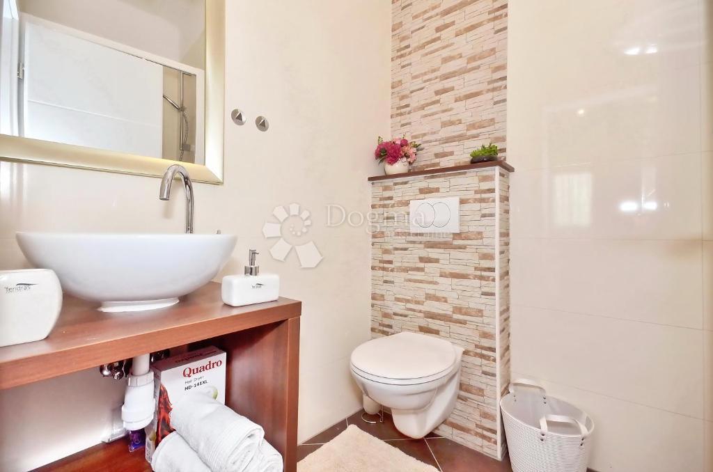 Appartamento Attraente con Due Unità Dietro il Teatro Nazionale Croato