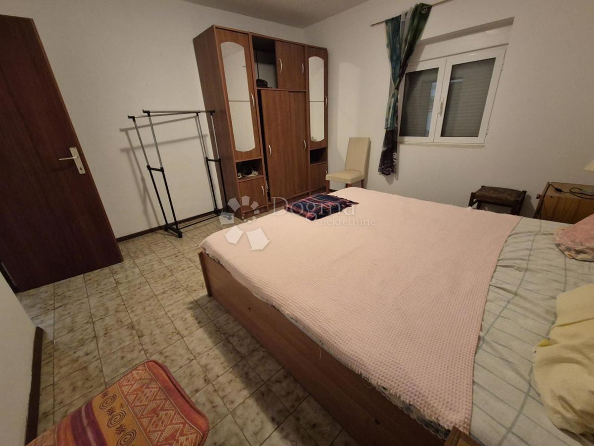 Casa Okrug Gornji, Okrug, 576m2