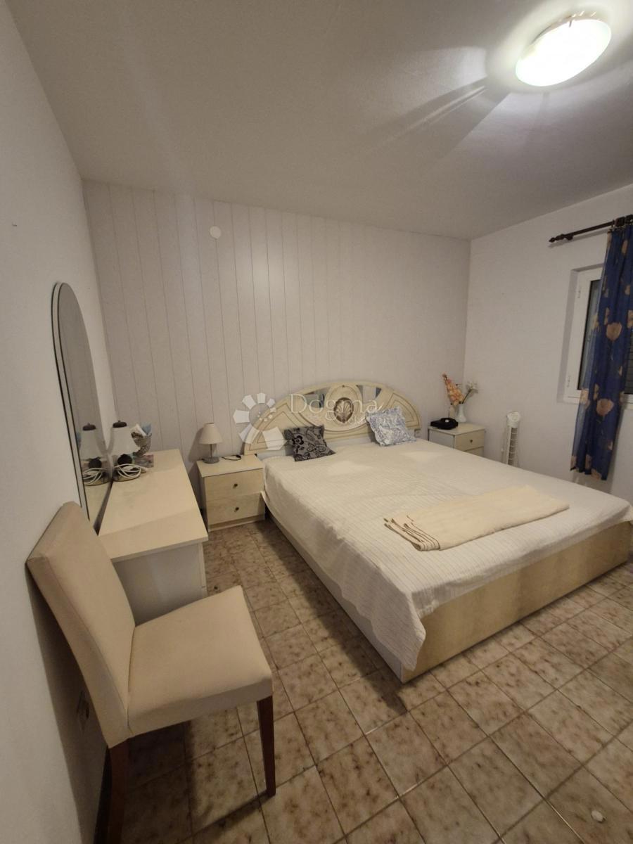 Casa Okrug Gornji, Okrug, 576m2