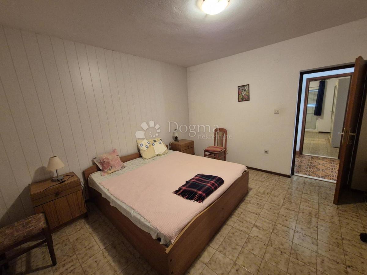 Casa Okrug Gornji, Okrug, 576m2