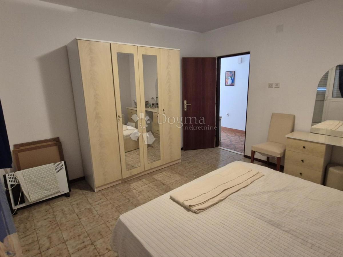 Casa Okrug Gornji, Okrug, 576m2