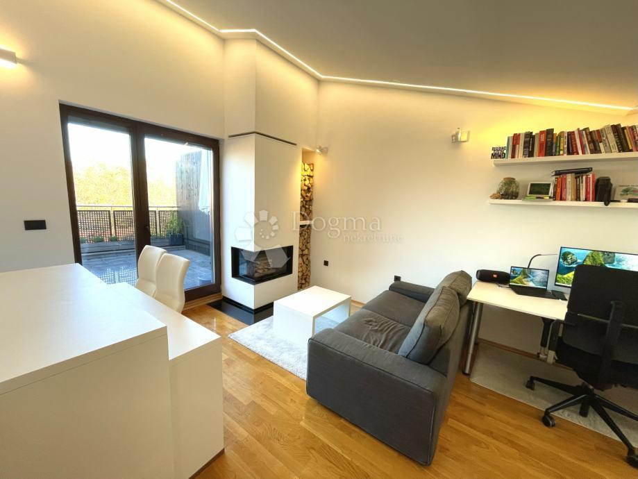 Allogio Centar, Samobor, 62,78m2