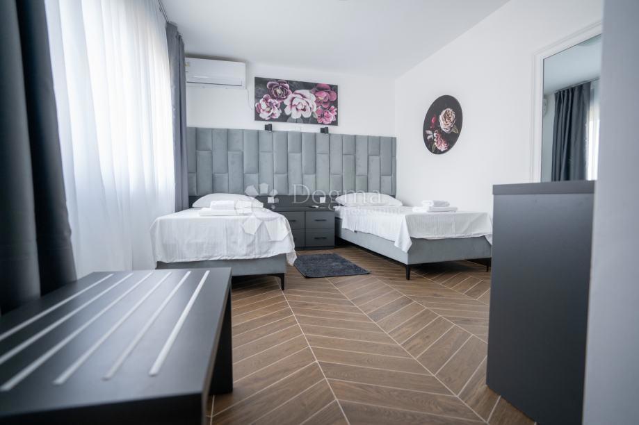 Casa Adica, Vukovar, 827m2