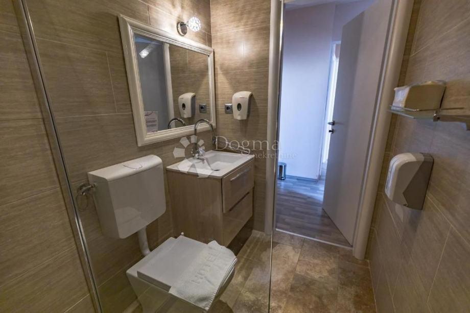 Casa Adica, Vukovar, 827m2