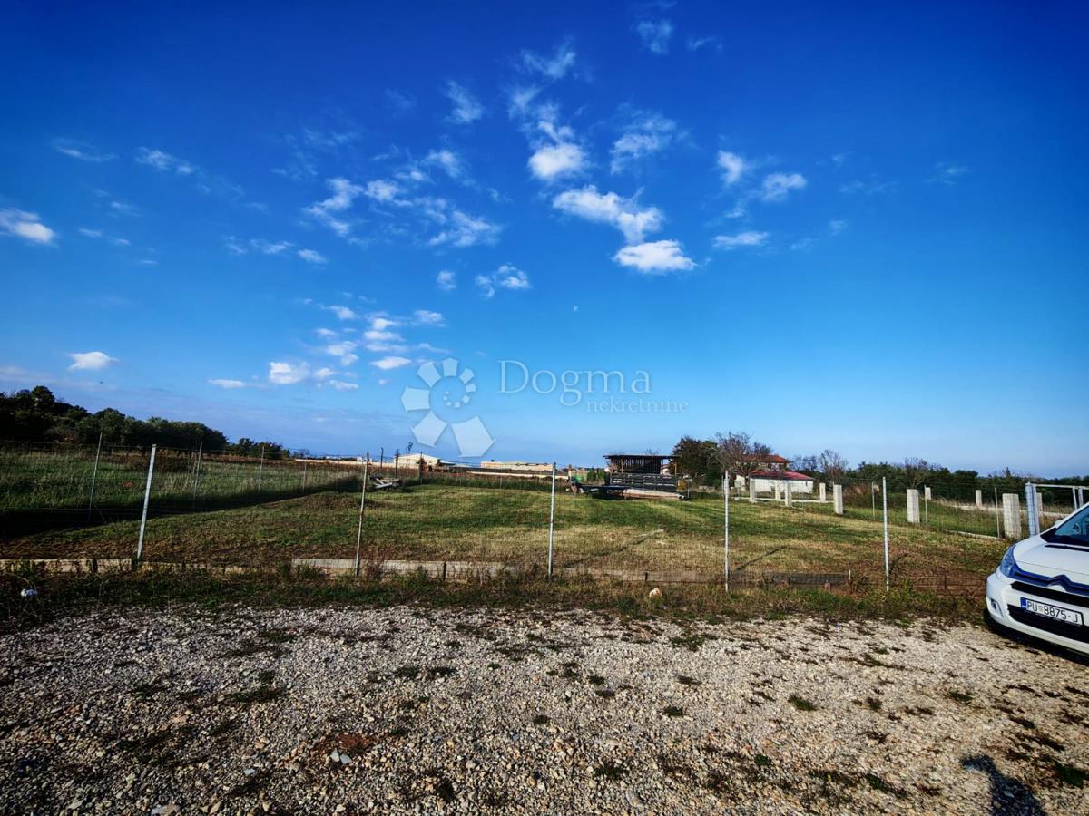  TOP! TERRENO EDIFICABILE NEI PRESSI DI POLA