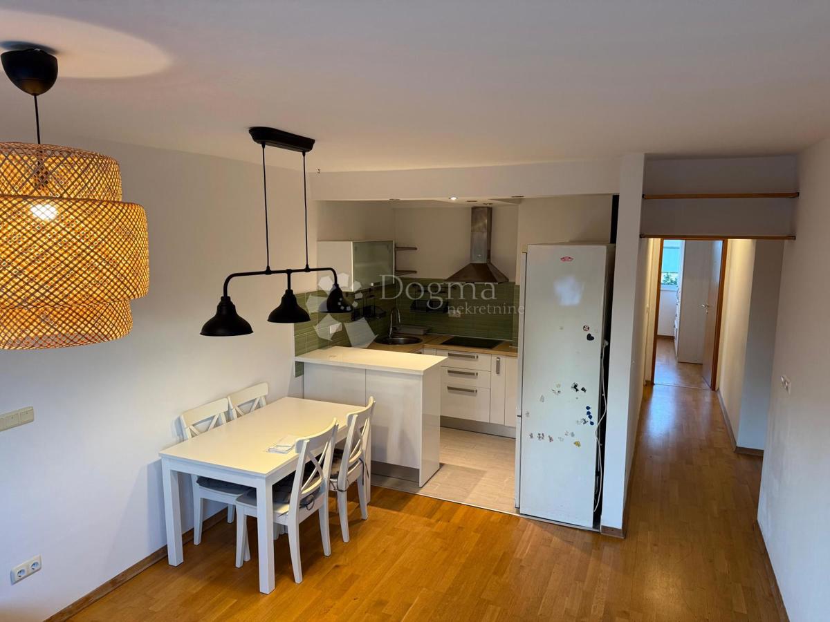 Allogio Srednjaci, Trešnjevka - Jug, 69m2