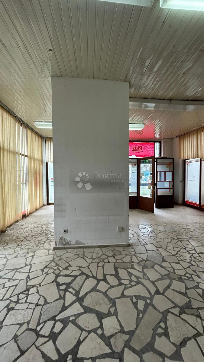 Locale commerciale Veruda, Pula, 87,35m2