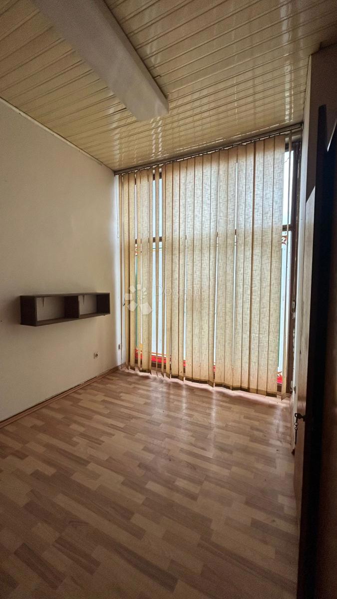 Locale commerciale Veruda, Pula, 87,35m2