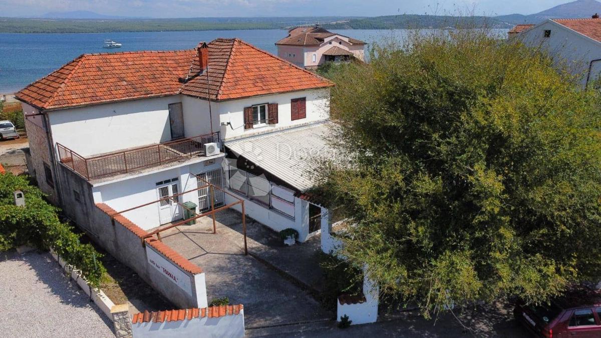 Casa Raslina, Šibenik - Okolica, 247m2
