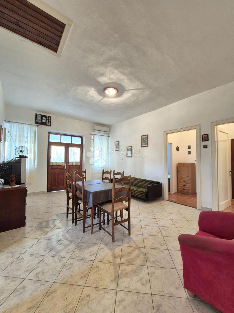 Casa Pašman, Don Marka Cvitanovića, 202m2