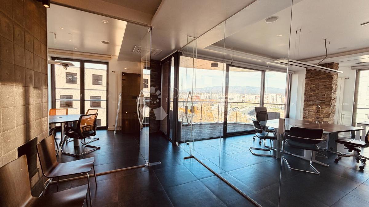 Locale commerciale Donji grad, Donji Grad, 115,30m2