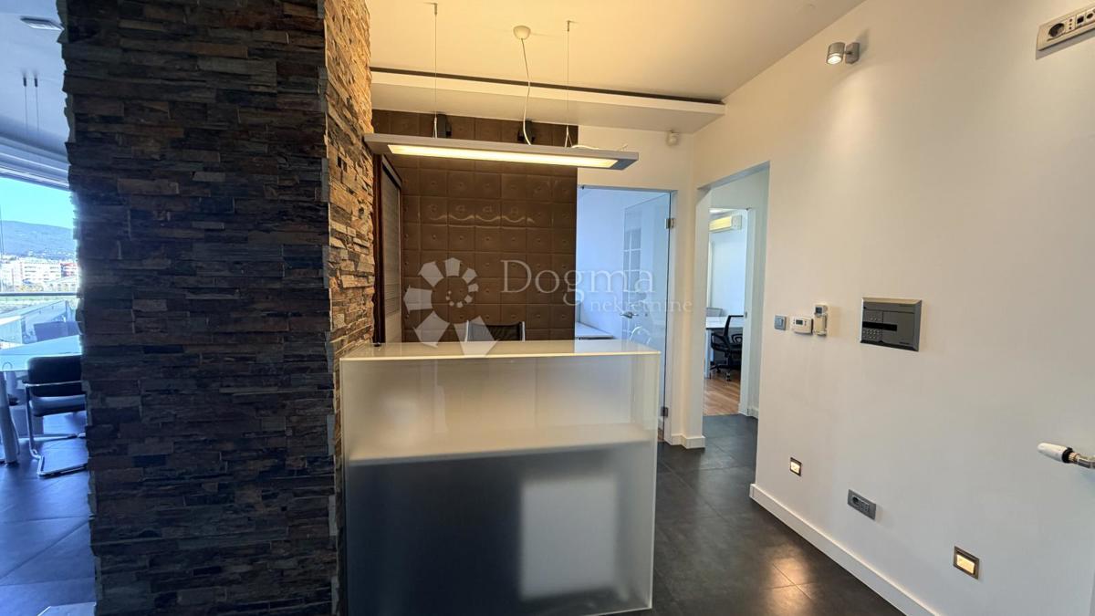 Locale commerciale Donji grad, Donji Grad, 115,30m2