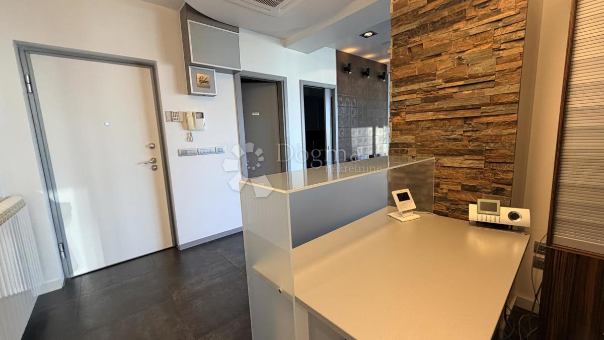 Locale commerciale Donji grad, Donji Grad, 115,30m2