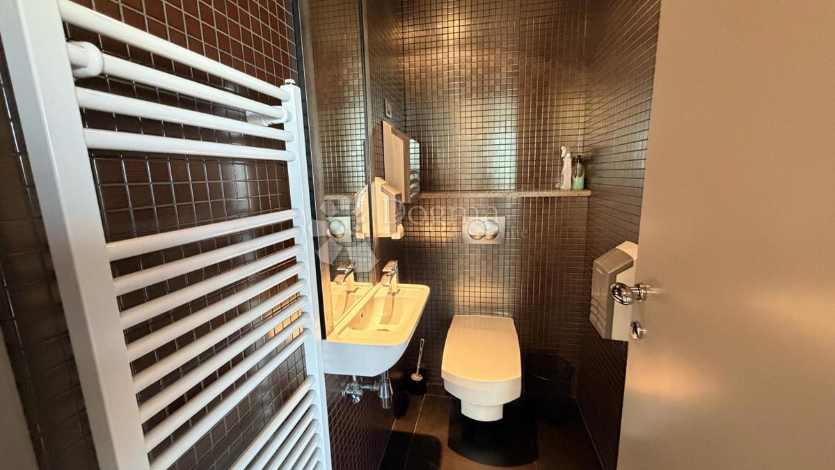 Locale commerciale Donji grad, Donji Grad, 115,30m2