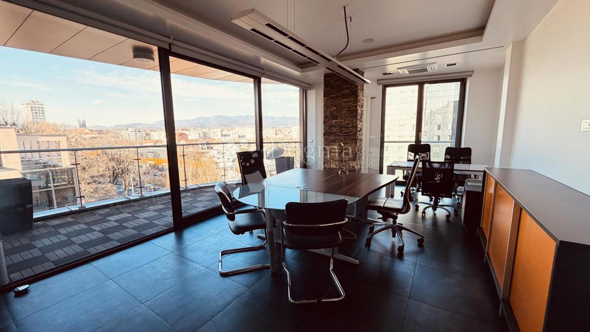 Locale commerciale Donji grad, Donji Grad, 115,30m2