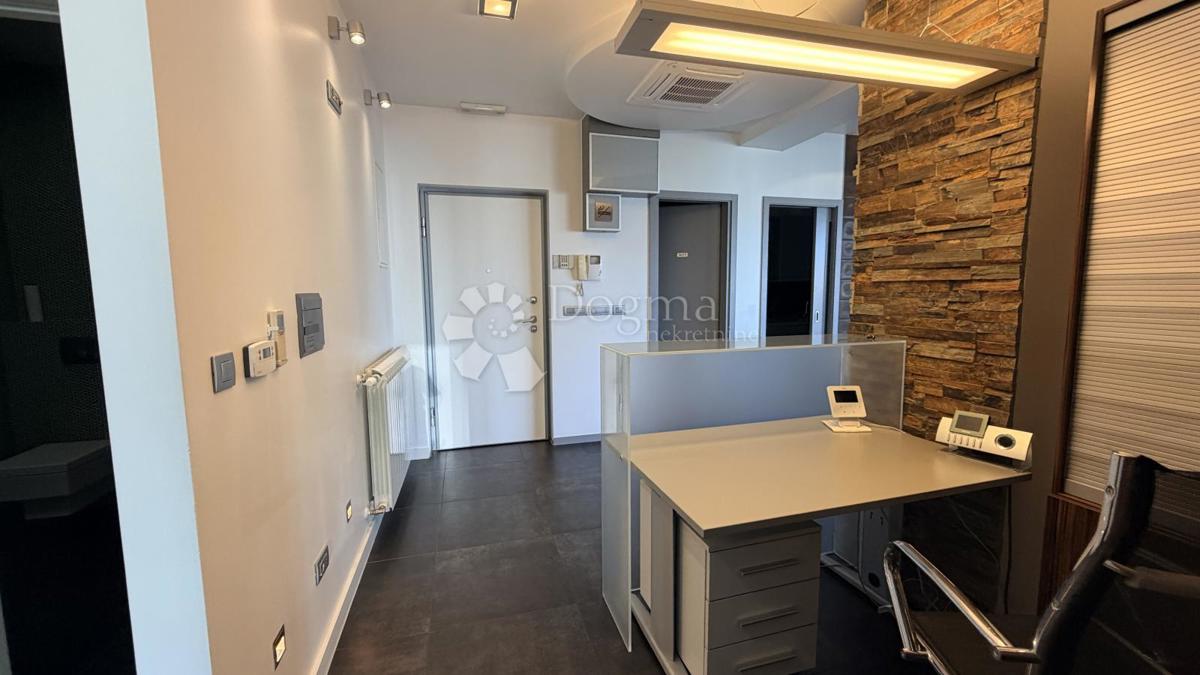 Locale commerciale Donji grad, Donji Grad, 115,30m2