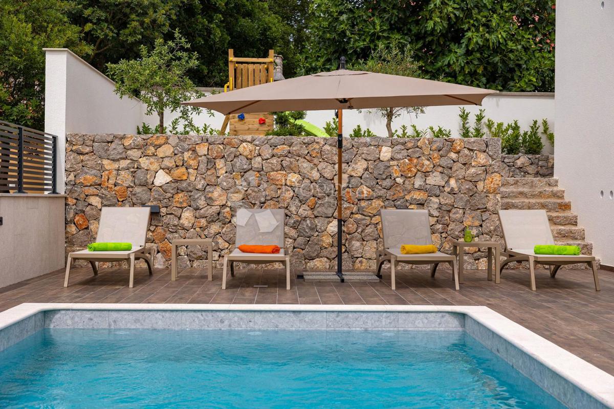 Casa Novi Vinodolski, 300m2