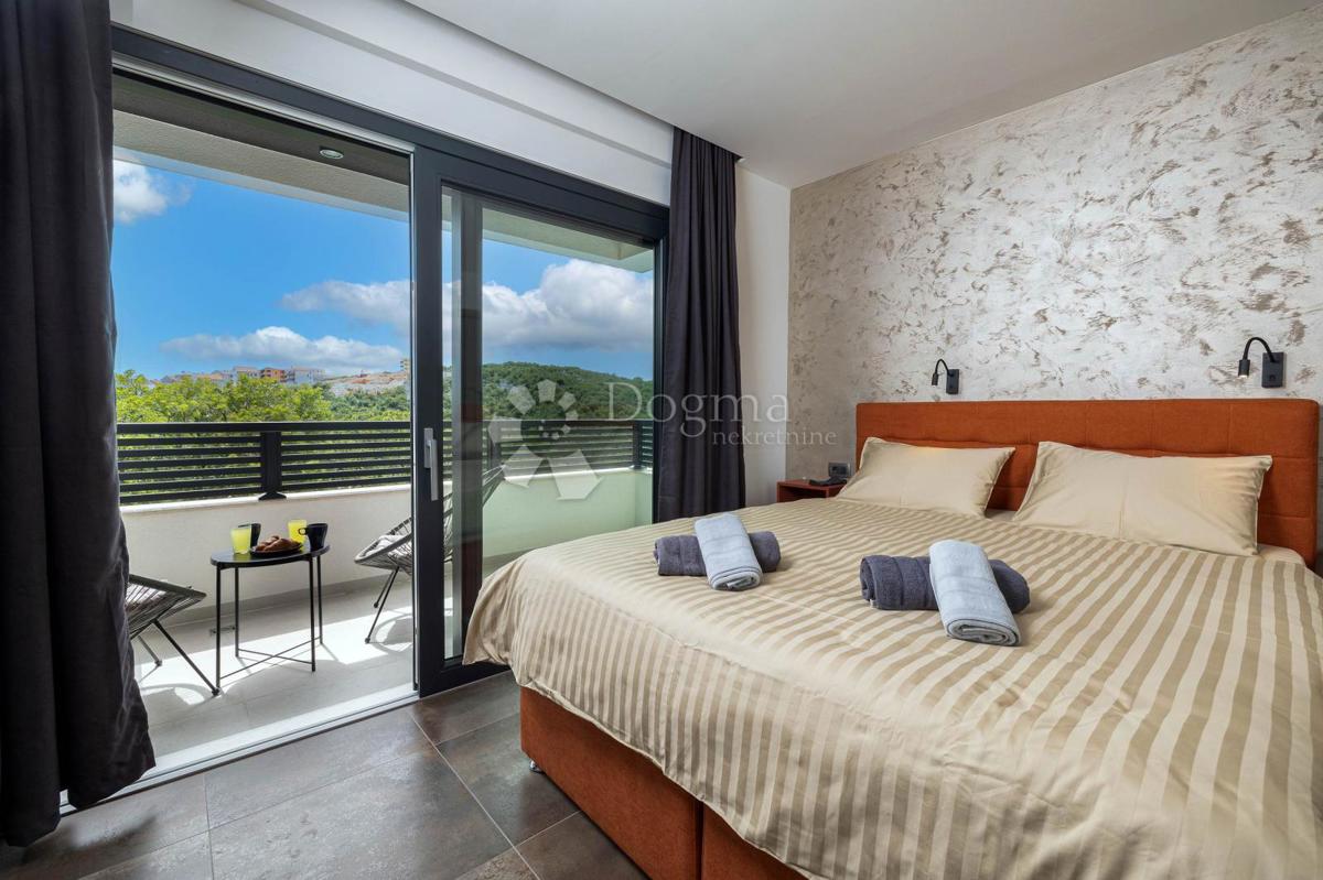 Casa Novi Vinodolski, 300m2