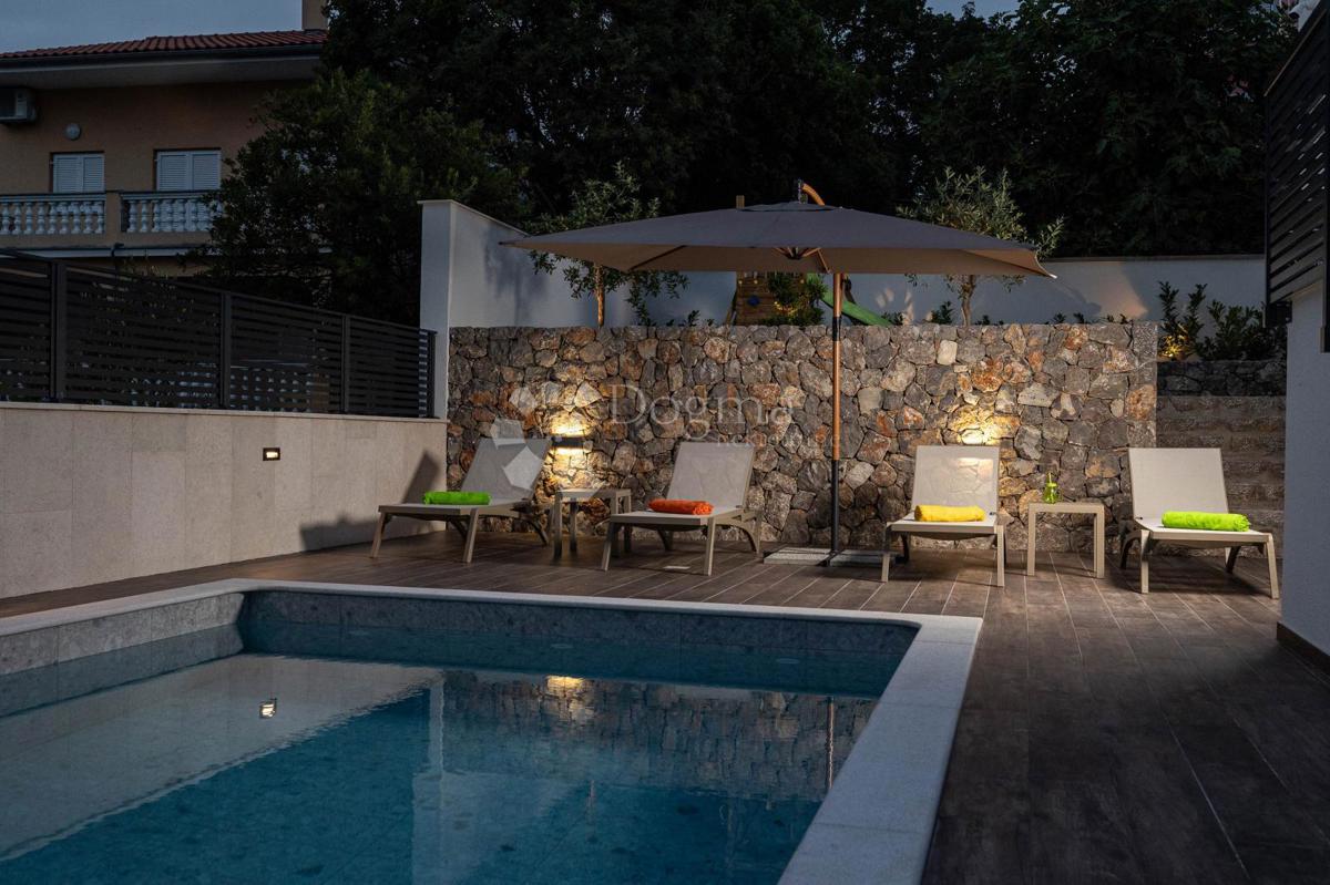 Casa Novi Vinodolski, 300m2