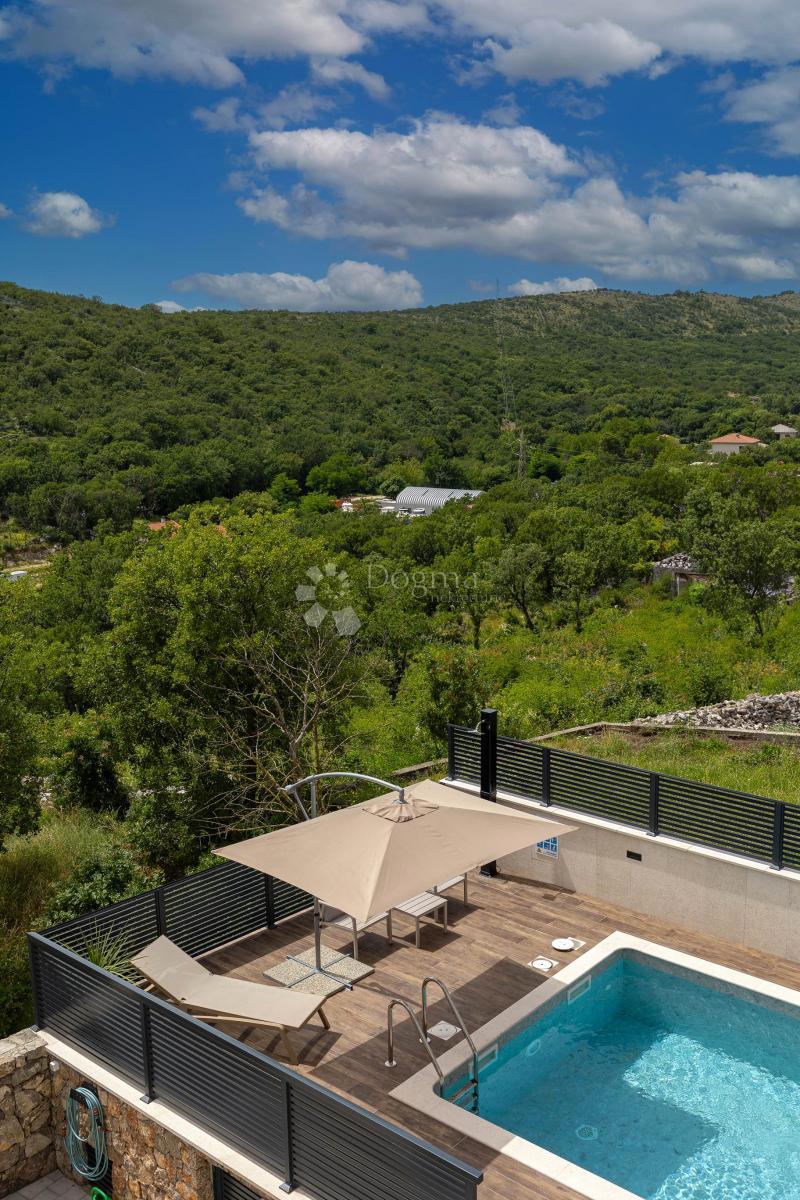 Casa Novi Vinodolski, 300m2