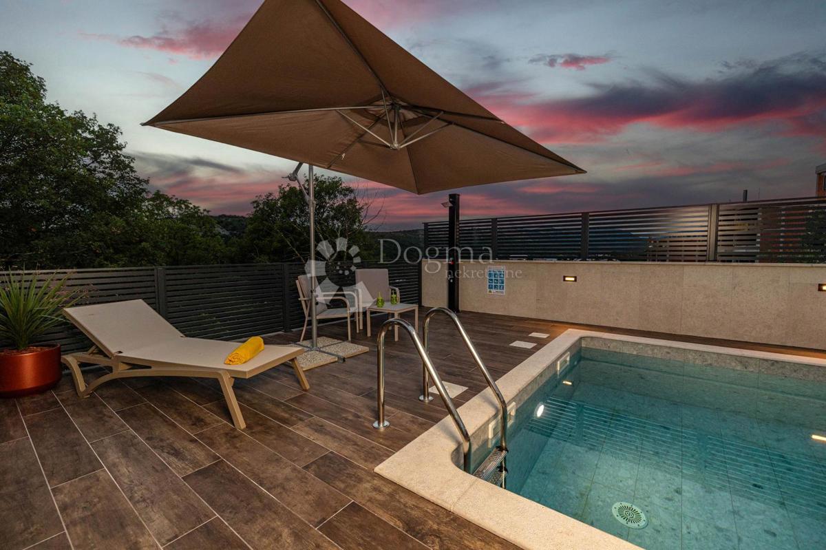 Casa Novi Vinodolski, 300m2