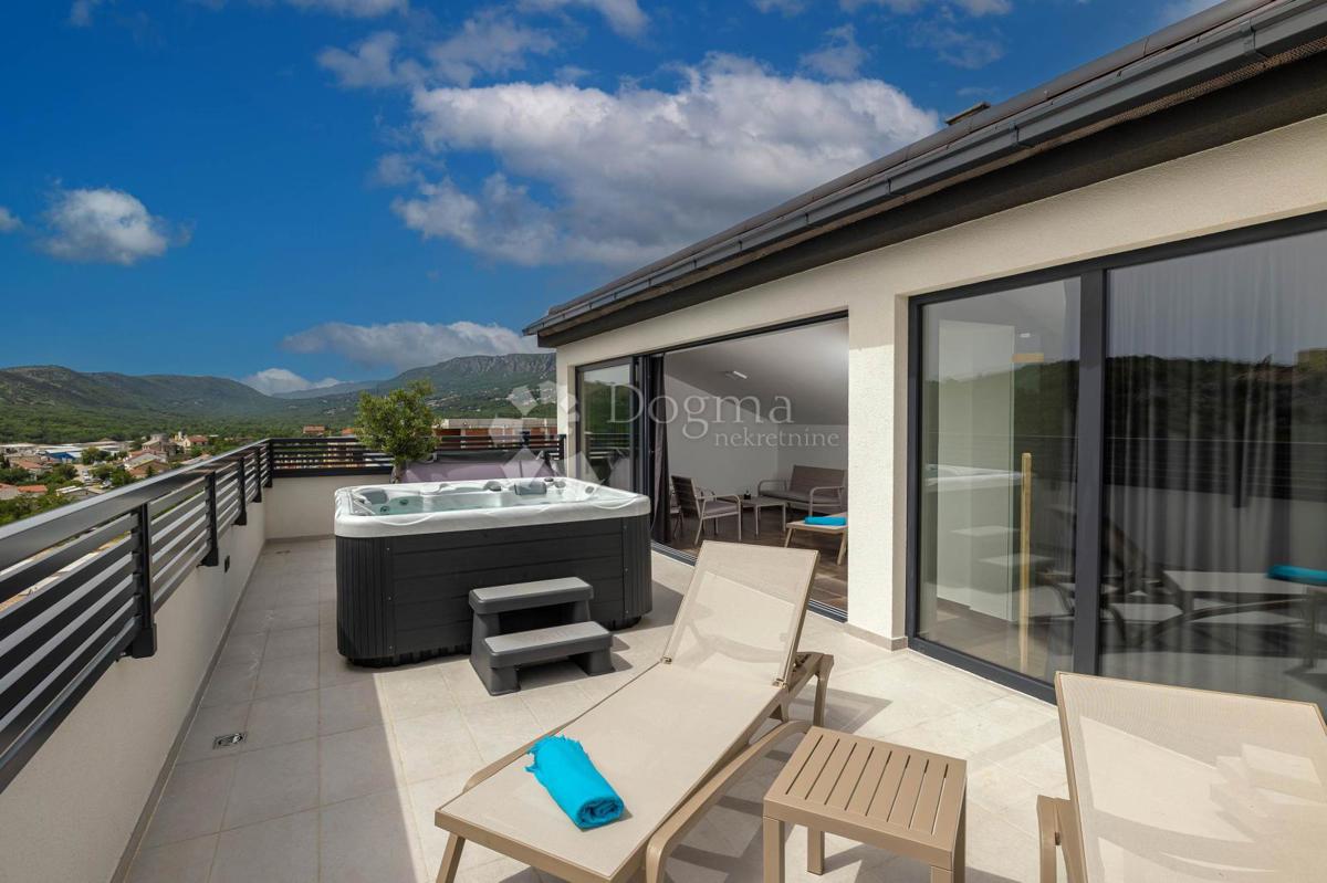 Casa Novi Vinodolski, 300m2