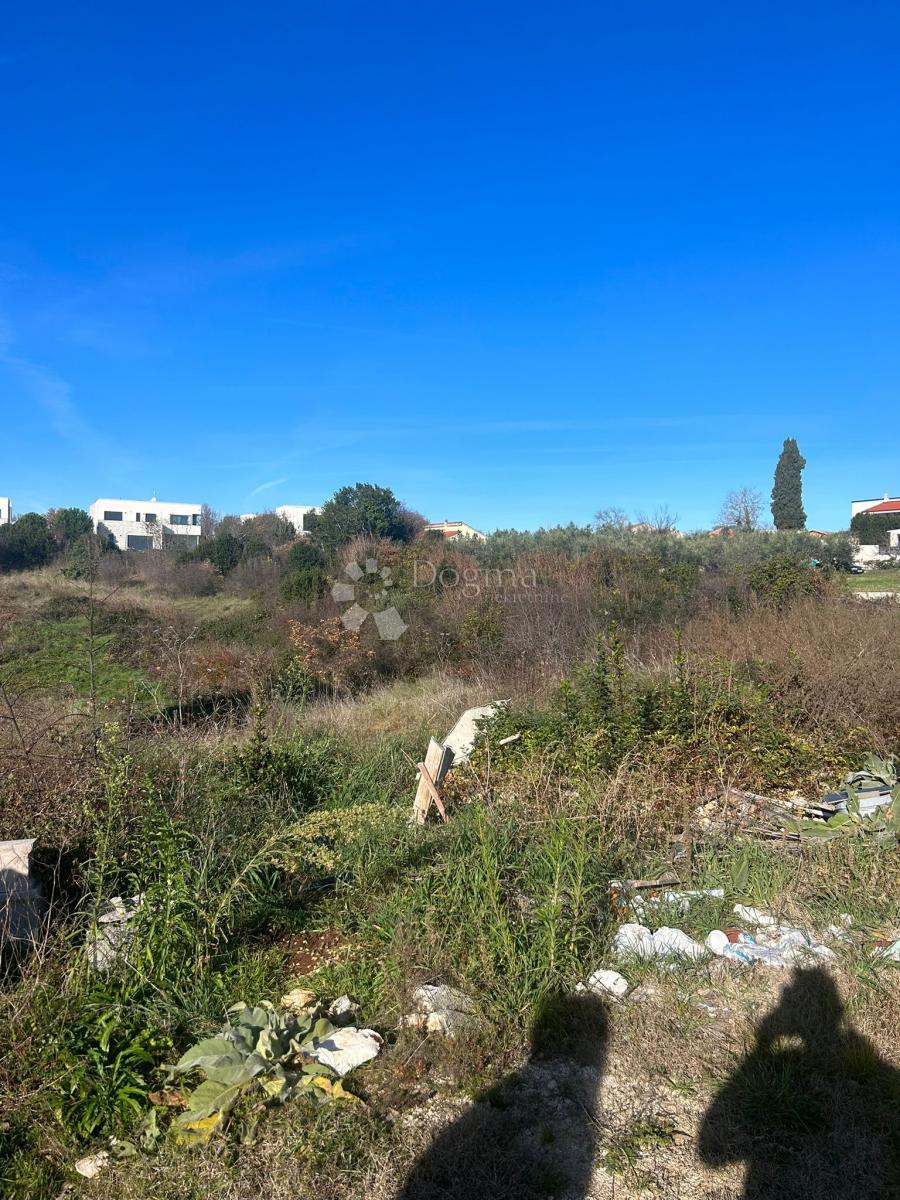 TERRENO EDIFICABILE KRNICA 780M2