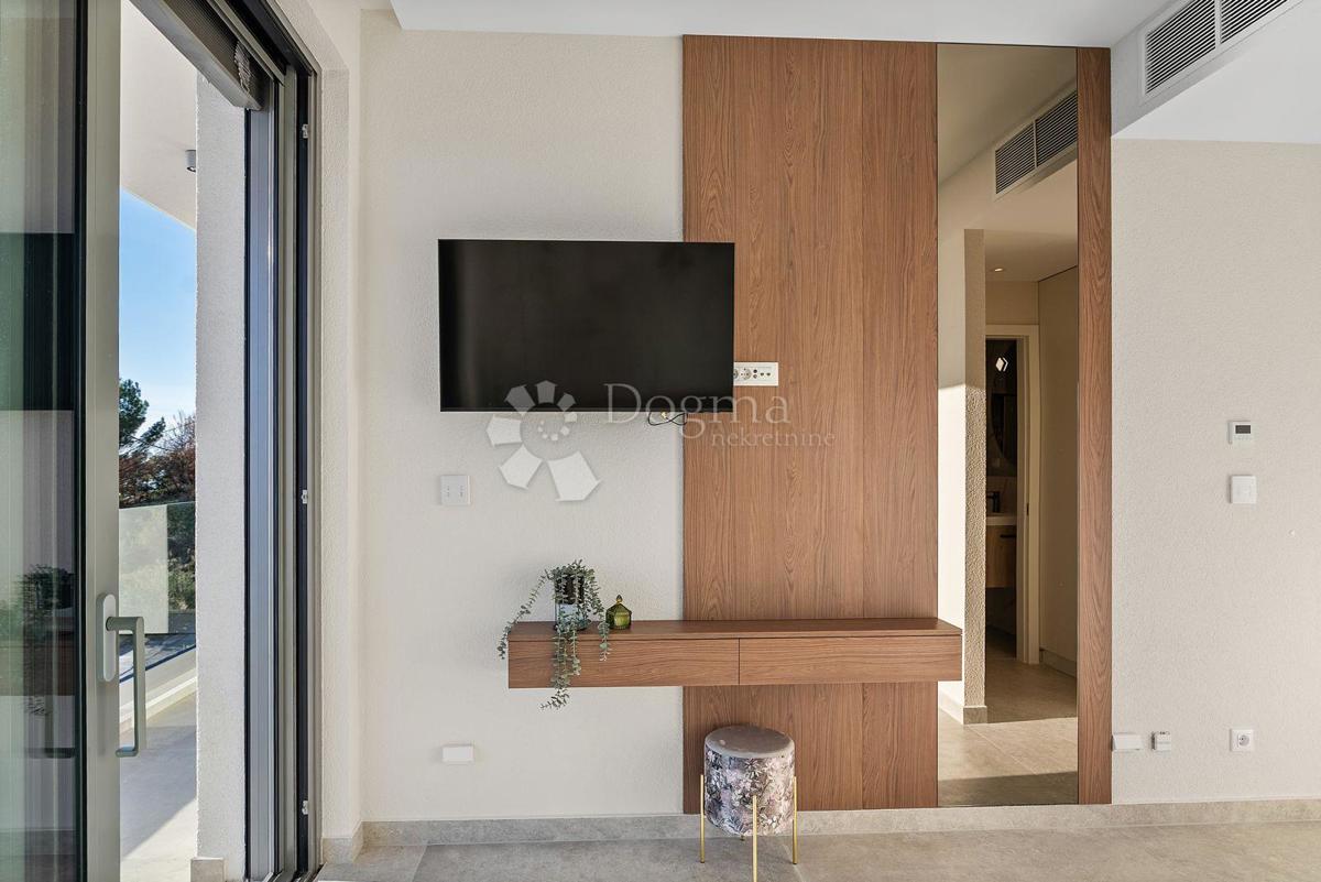 Casa Jesenice, Dugi Rat, 355m2