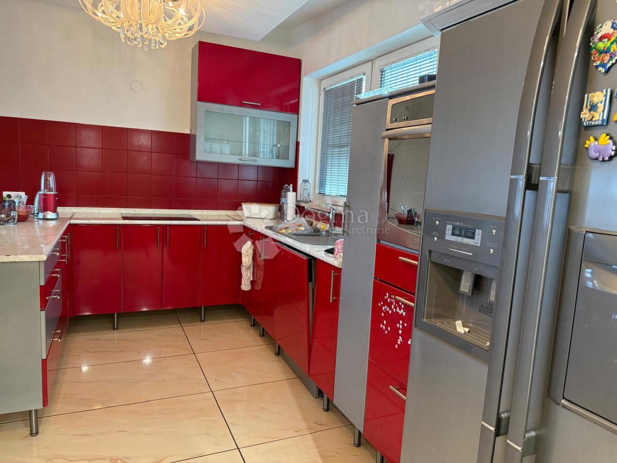 Locale commerciale Biškupec, Varaždin, 2.000m2