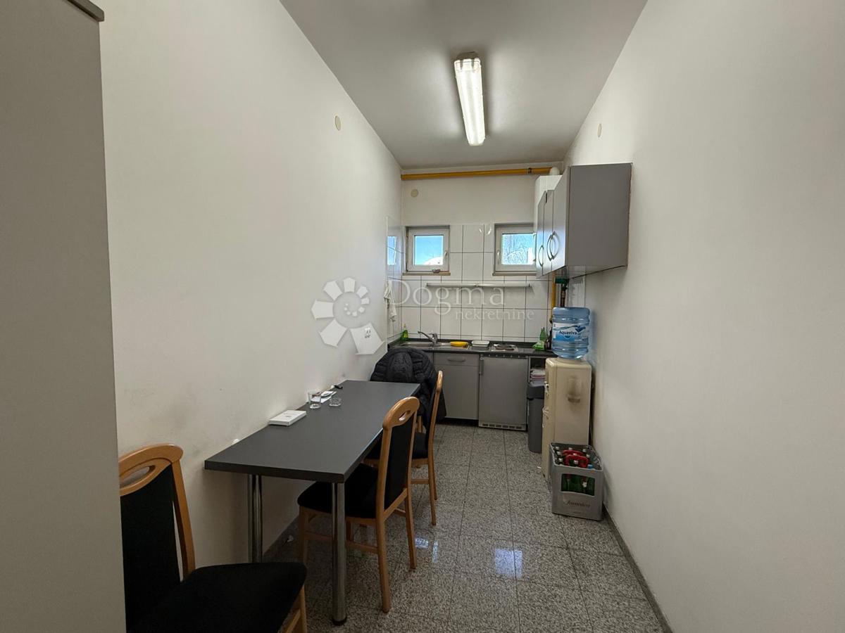 Locale commerciale Biškupec, Varaždin, 2.000m2