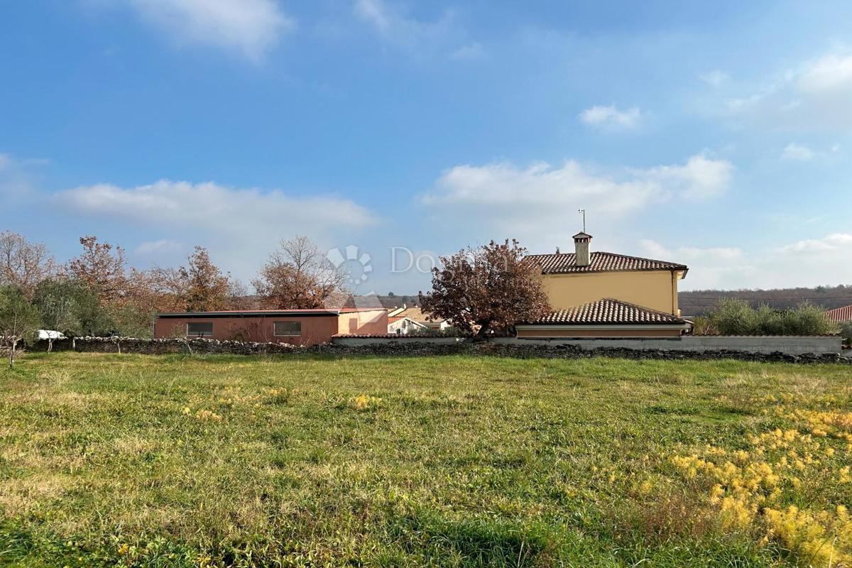 Terreno edificabile Vodnjan, 939m2