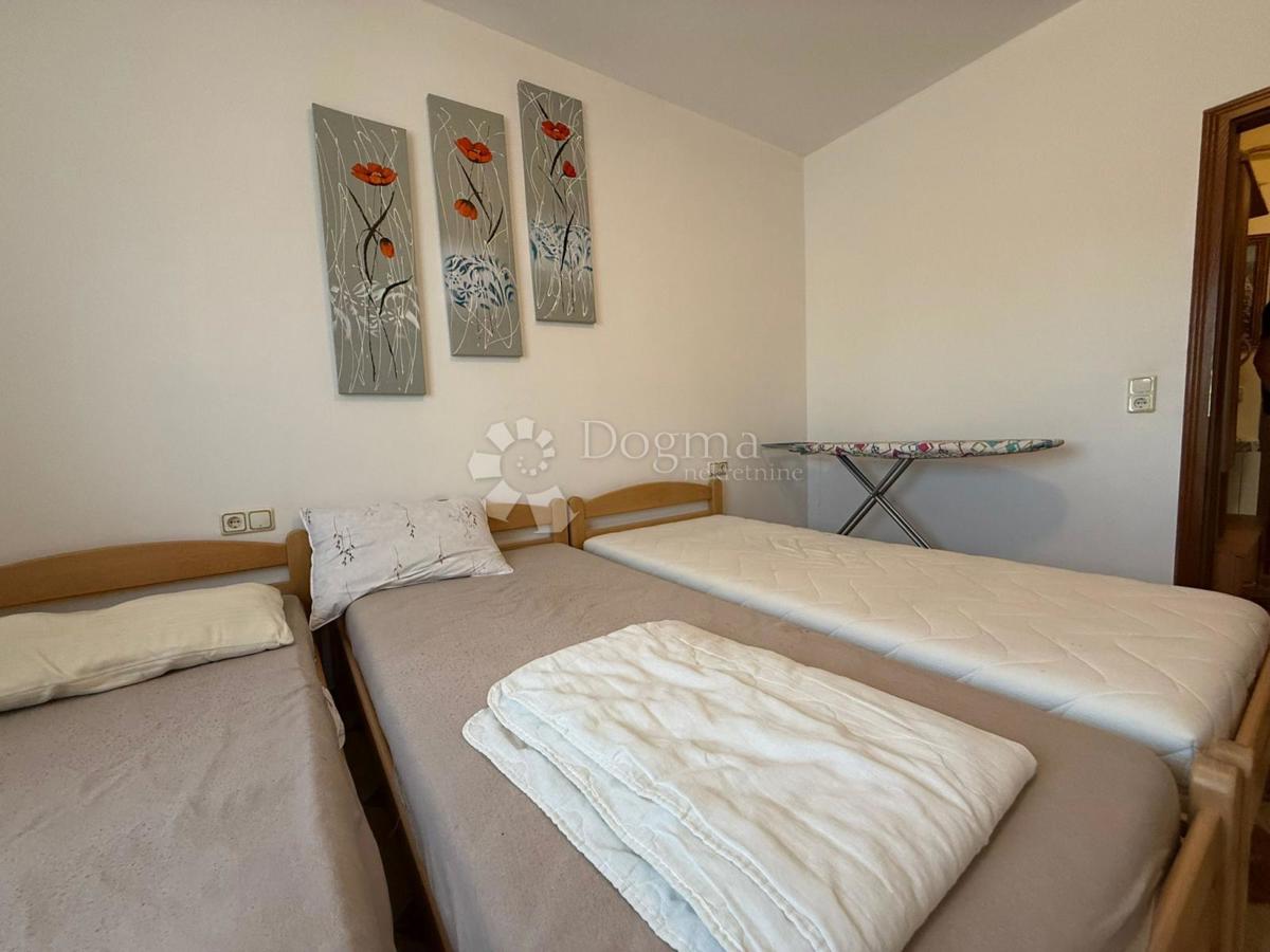 OCCASIONE, APPARTAMENTO CON UNA CAMERA DA LETTO A ROVIGNO - solo da Dogma