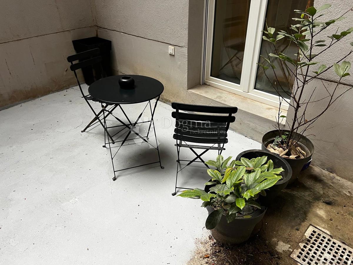 Allogio Donji grad, Donji Grad, 17,80m2