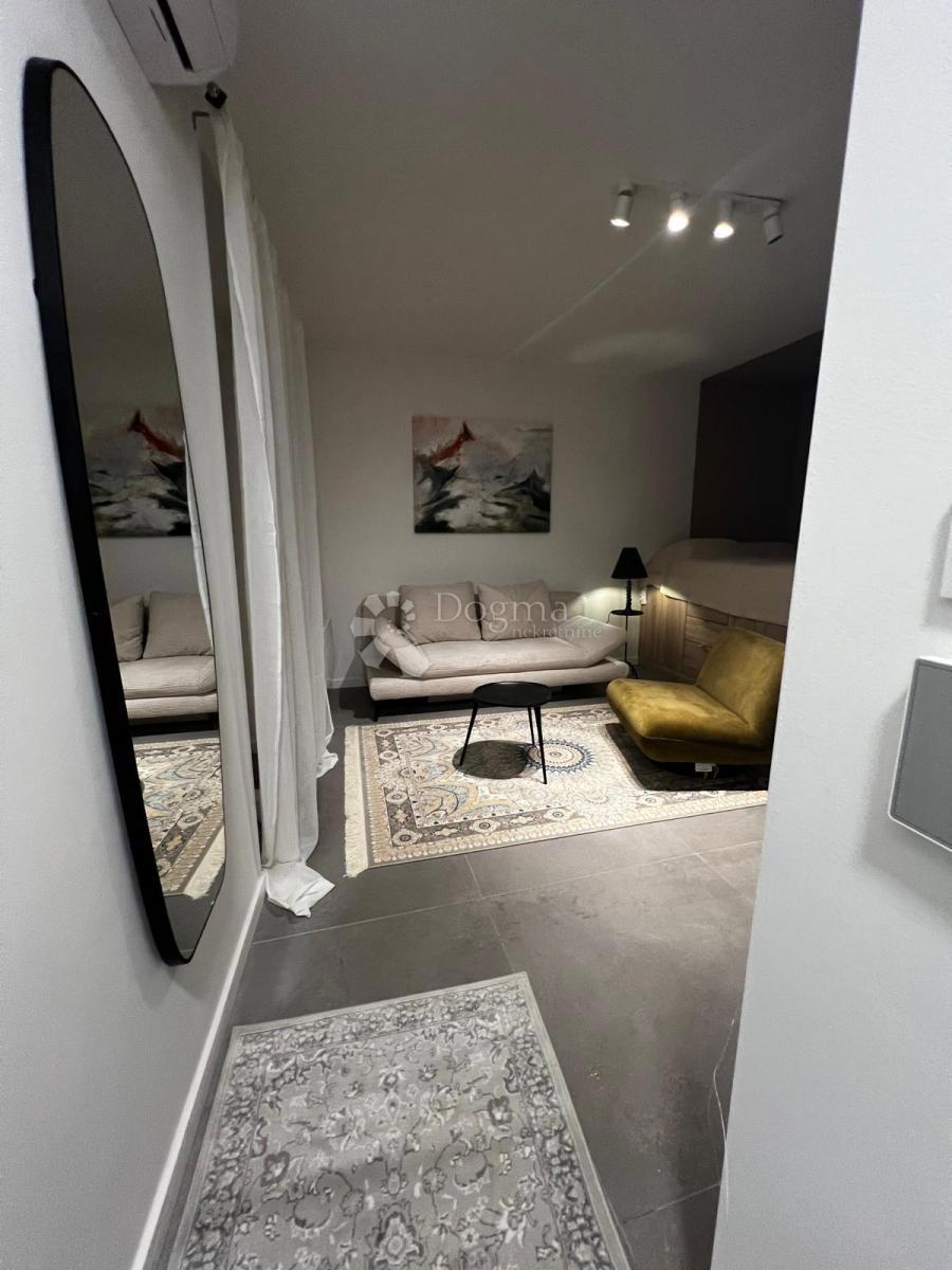 Allogio Donji grad, Donji Grad, 17,80m2