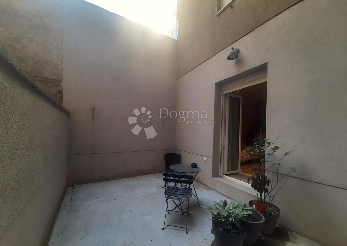 Allogio Donji grad, Donji Grad, 17,80m2