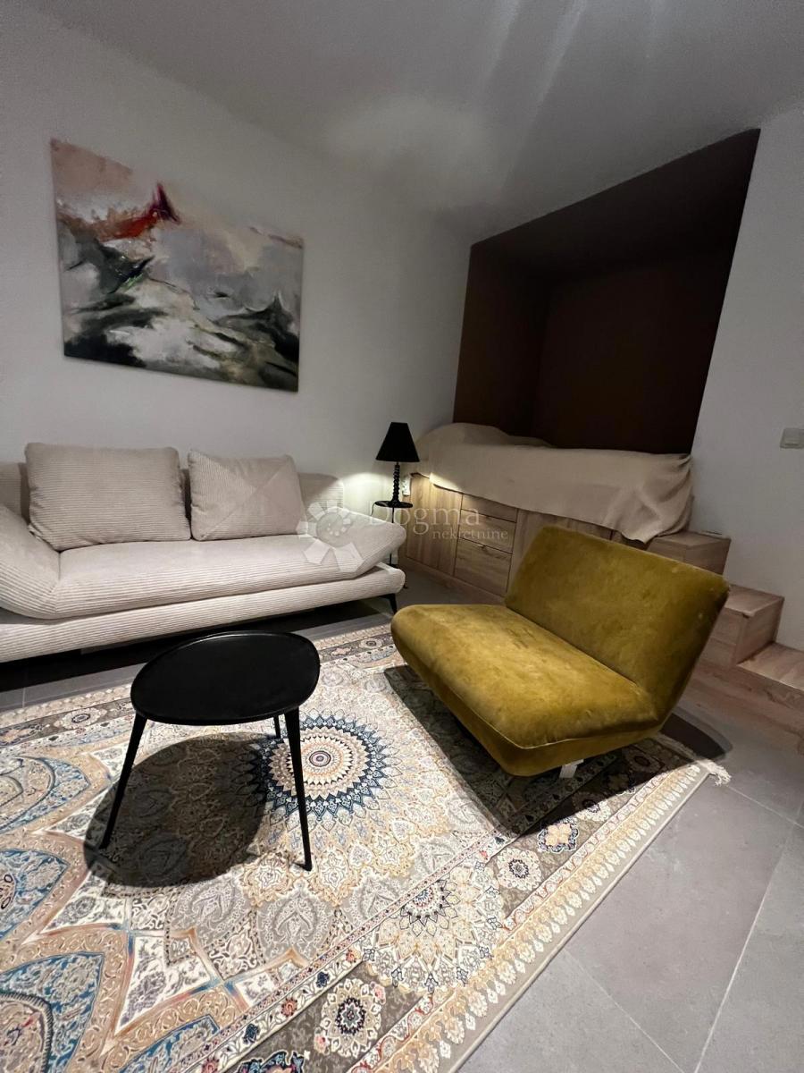 Allogio Donji grad, Donji Grad, 17,80m2