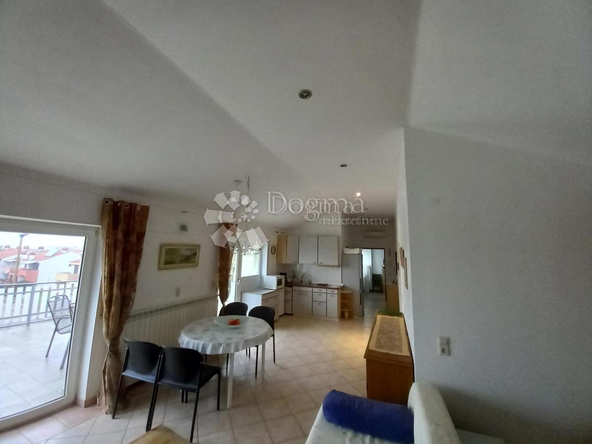 Istria-Umago, appartamento con terrazza e vista mare