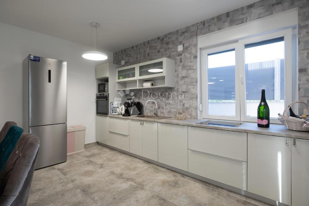 Casa Sukošan, 160m2