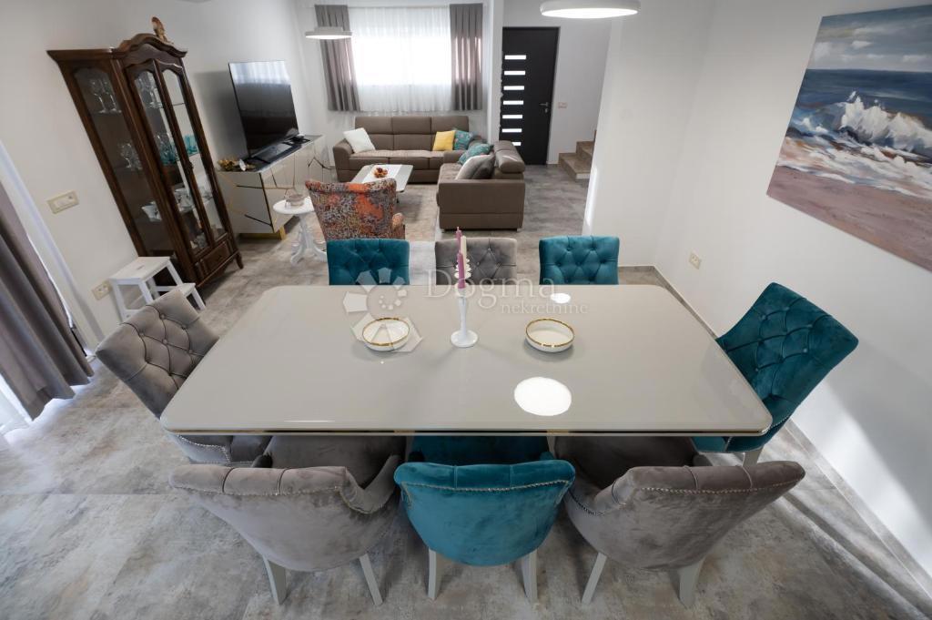 Casa Sukošan, 160m2