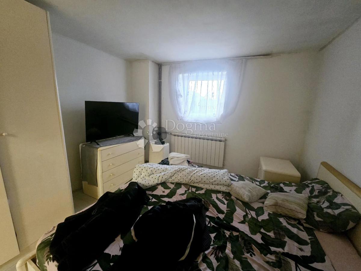 Casa Resnik, Peščenica - Žitnjak, 224m2