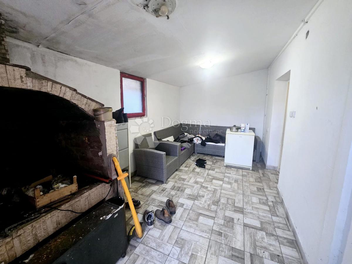 Casa Resnik, Peščenica - Žitnjak, 224m2