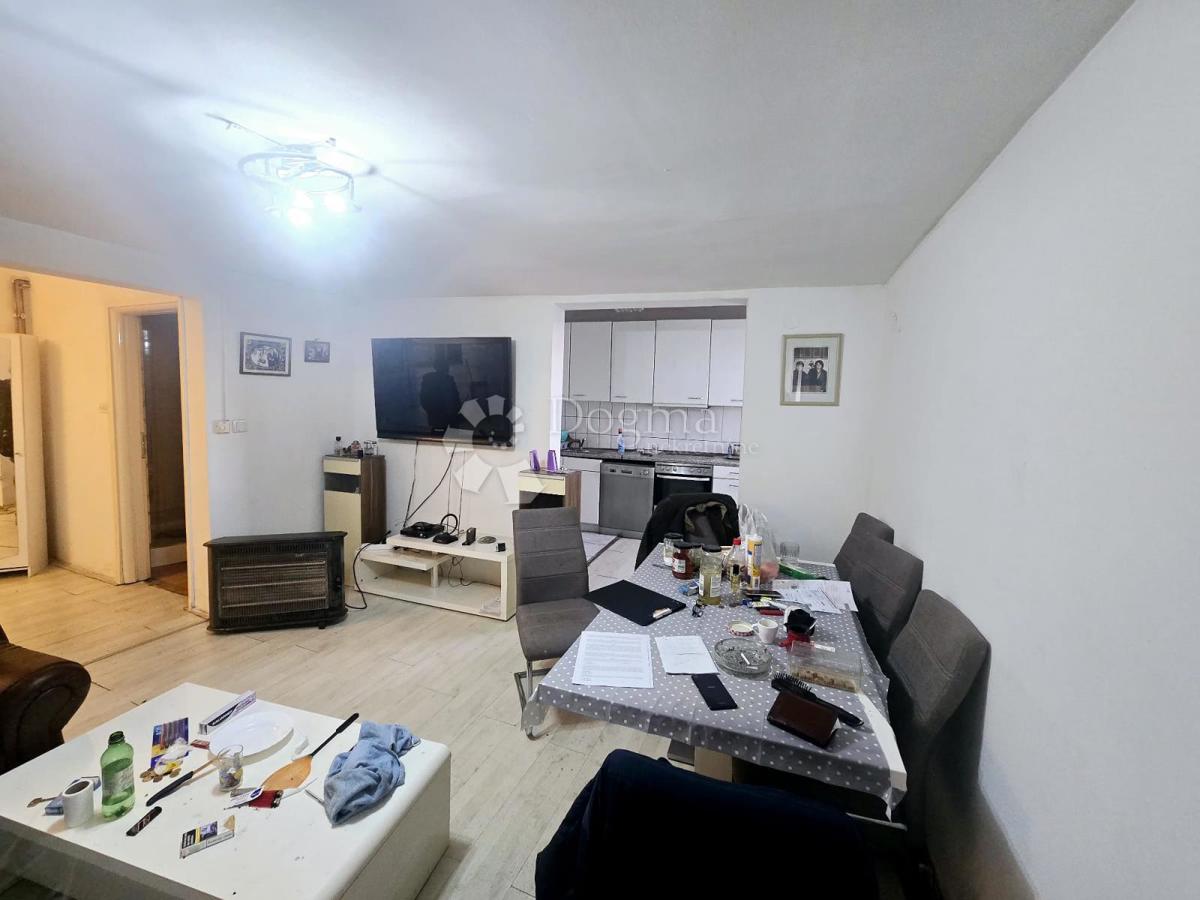 Casa Resnik, Peščenica - Žitnjak, 224m2