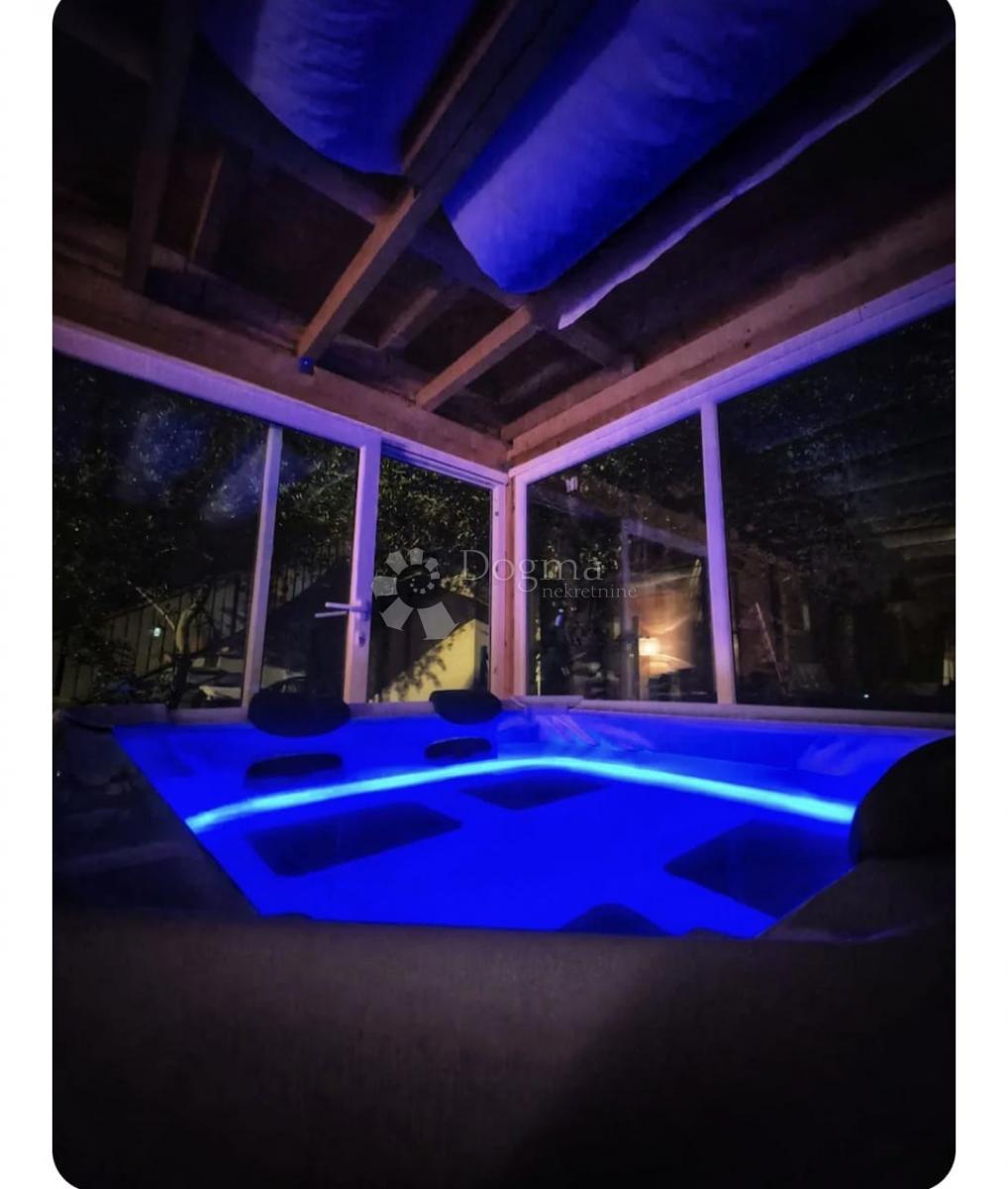 Casa Kaštel Lukšić, Kaštela, 68m2