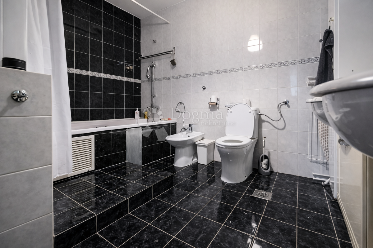 Allogio Trešnjevka, Trešnjevka - Sjever, 172,50m2