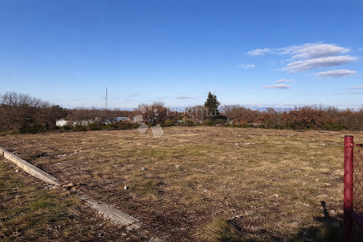 Terreno edificabile Debeljak, Sukošan, 1.070m2