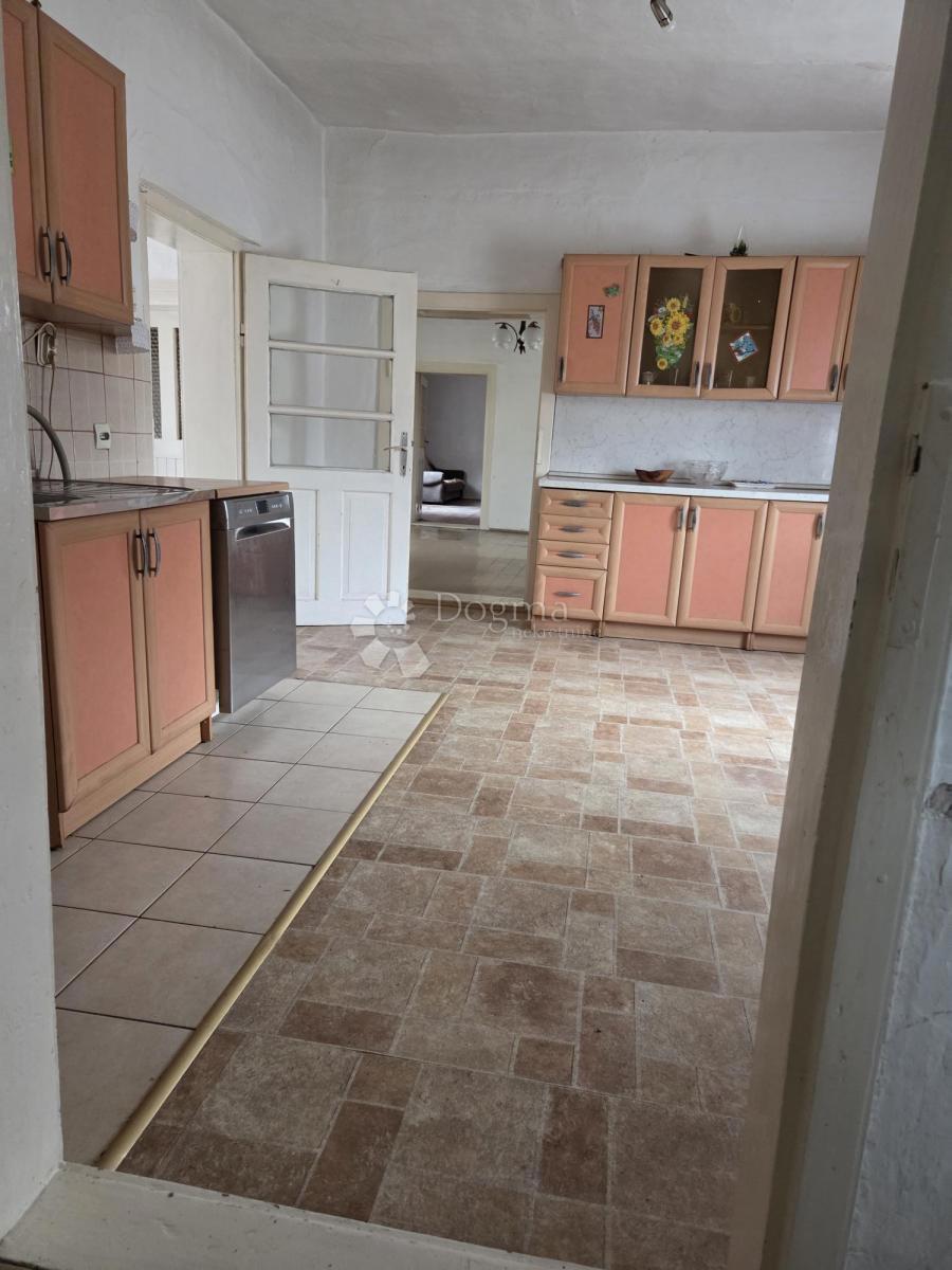 Casa Retkovci, Ivankovo, 150m2