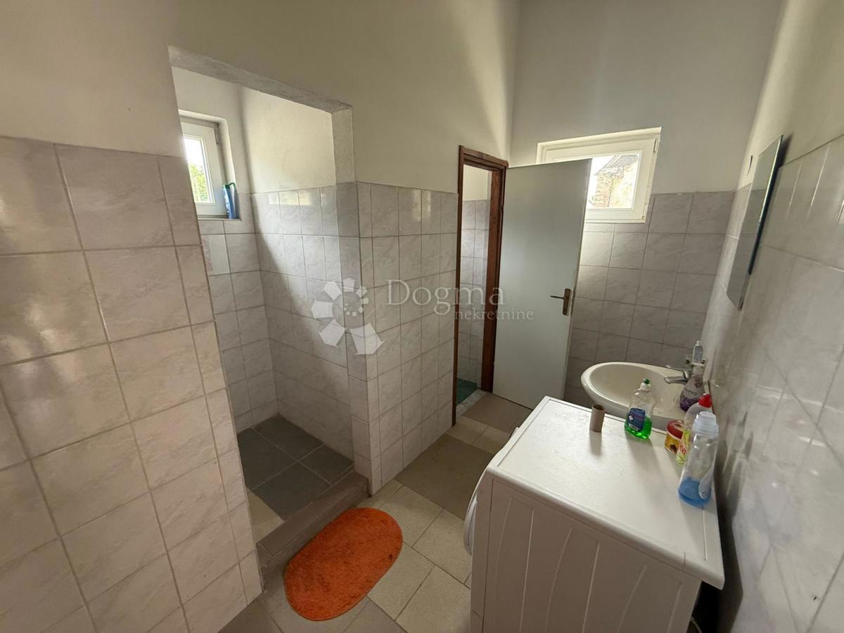 Locale commerciale Donji Kraljevec, 275m2