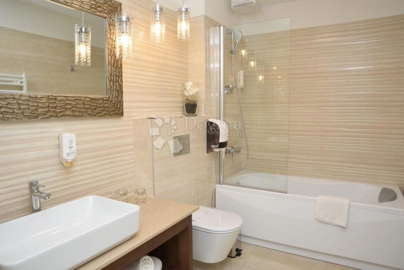 Albergo Senj, 1.150m2