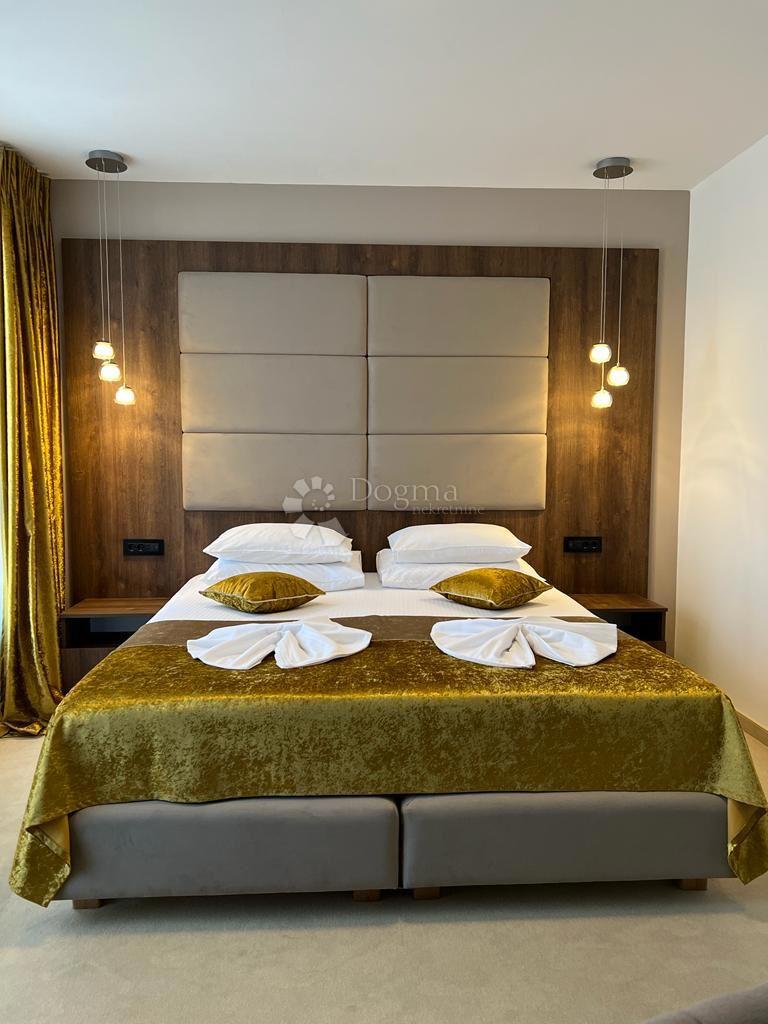 Albergo Senj, 1.150m2